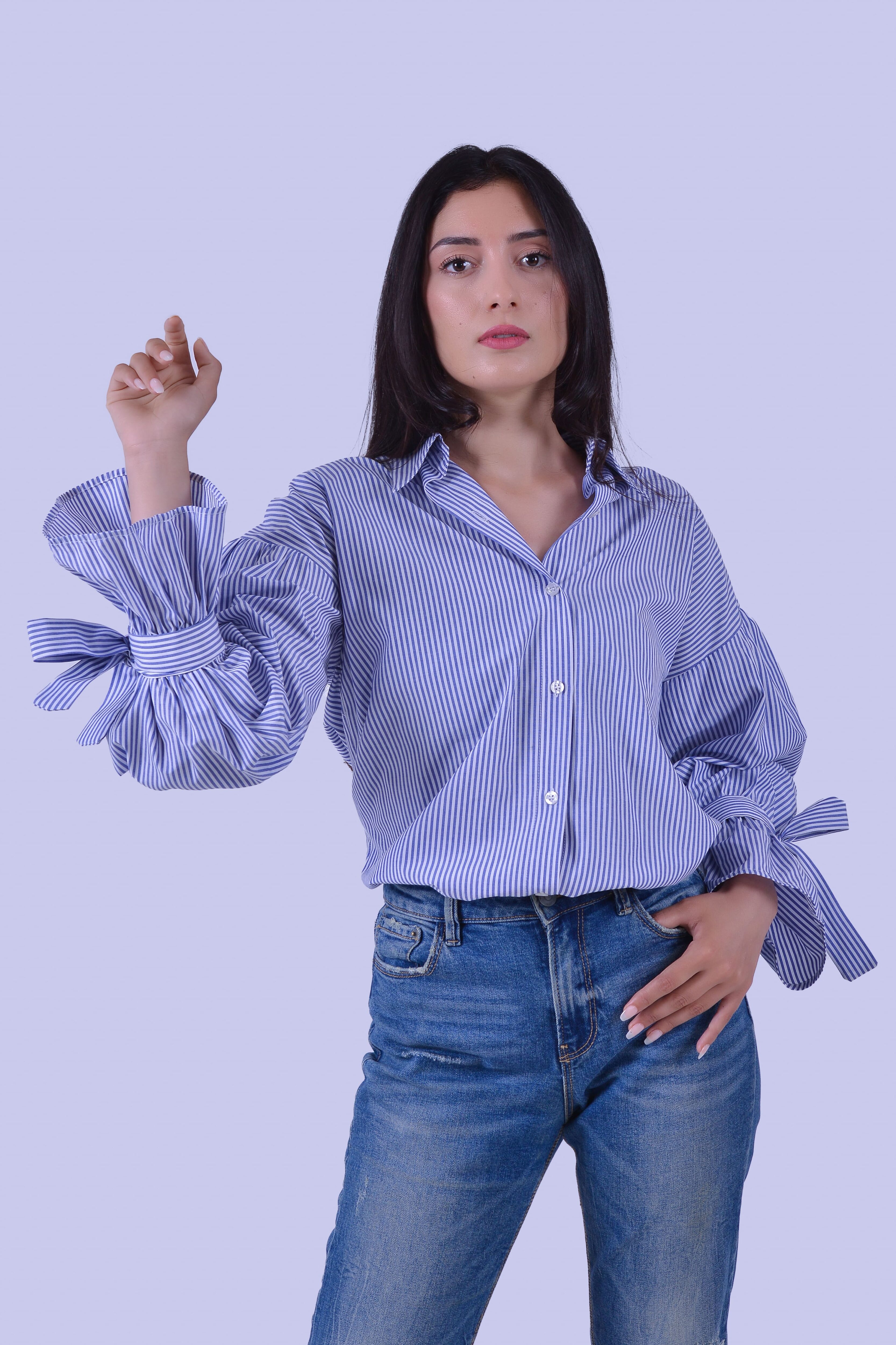 Busan – The Coastal Charm – Bleu rayé